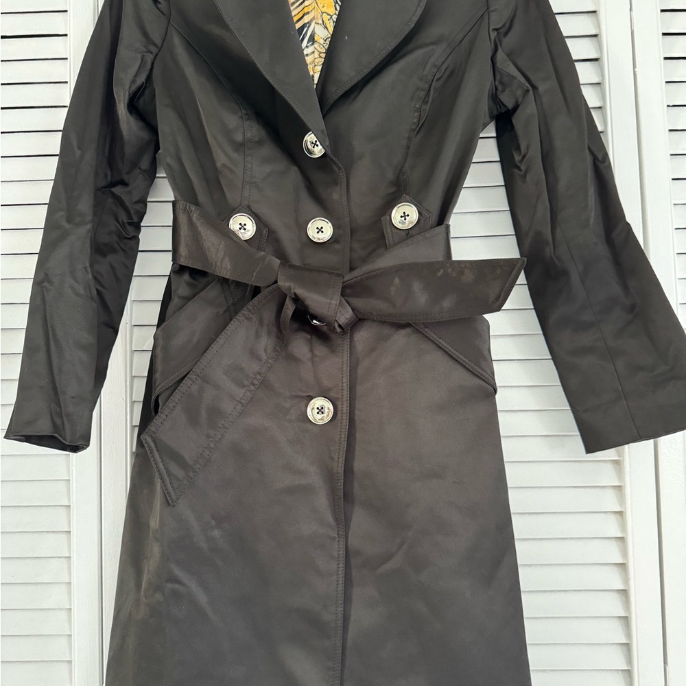 Black Trench Coat , Size M , Cache Brand Like New - image 3
